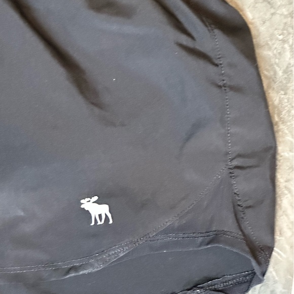 Girl’s ABERCROMBIE KIDS Athletic Shorts size 13/14 in Black - Picture 3 of 4